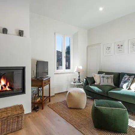 Il Nespolo Charming Apartment